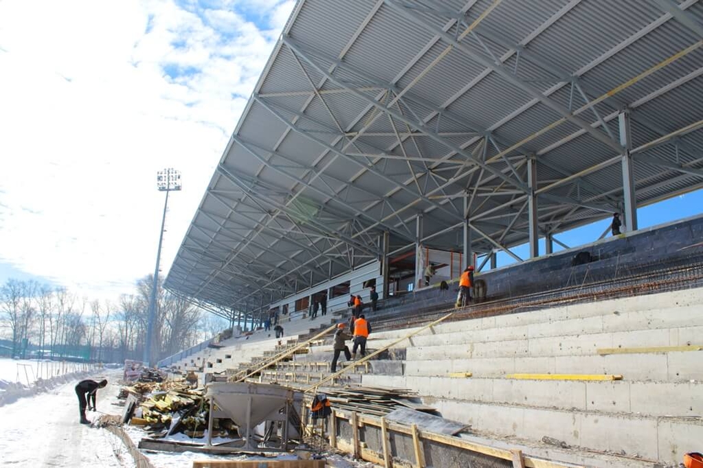 strojgarant nashi obekty stadion