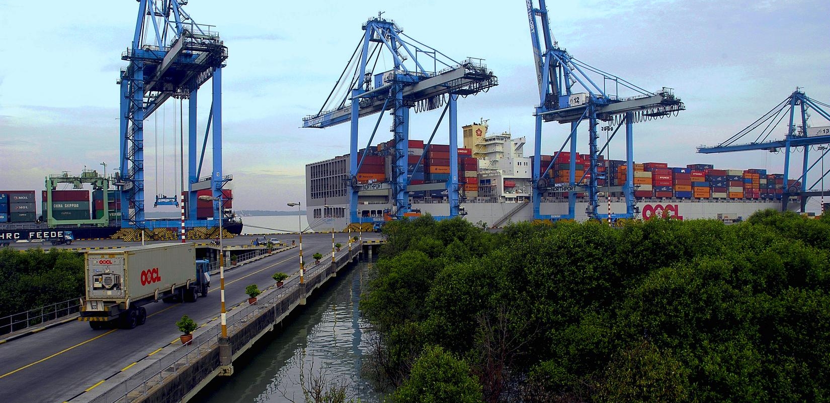 Морской порт Малайзия