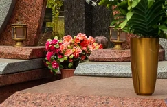 Вазы и лампадки из камня или металла в ПМР. 053383355 Заказать Тирасполь Бендеры Рыбница Цена